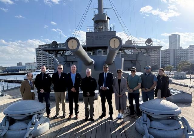 中方舰艇编队刚进钓鱼岛，日本就动手了，不到24小时，美军也下场