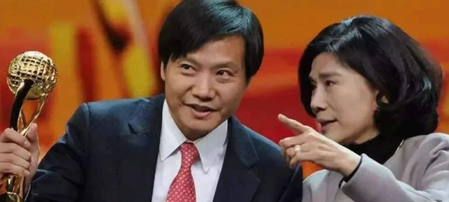 董明珠没想到，雷军受邀观礼阅兵半月多，竟再次令所有人刮目相看