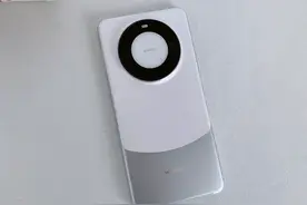 小艺智慧助手，如何接入盘古大模型，让手机更加智能，1分钟教你图片