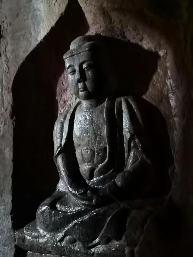 邯郸峰峰，北响堂山石窟笔记，被偷盗的佛窟和嗜血暴虐的北齐故事