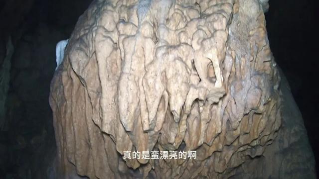 重庆南温泉发现废弃溶洞景区，内部层层石梯让人联想到盗墓笔记