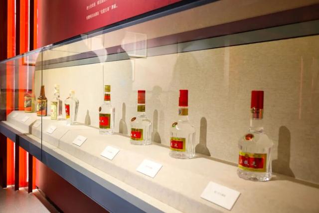 万里长江第一城，何处最“宜宾”？501的答案藏着千年烟火与团圆味