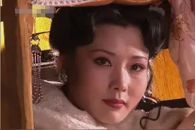 江南美人何赛飞：曾是邓颖超的座上宾，跟丈夫相爱33年，人生美满图片