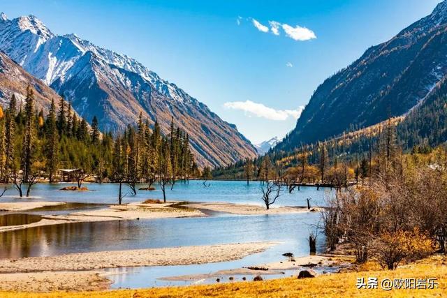 是什么让资深驴友每年秋天都偷偷跑去川西？？