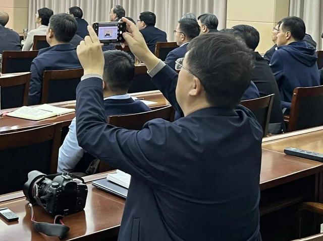 人文经济学是“文美济源”的情感特质与实践