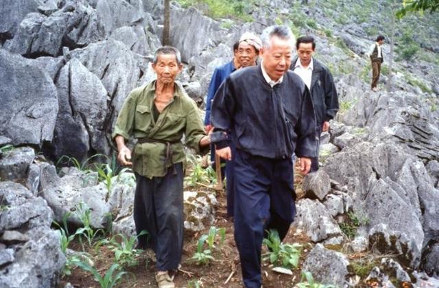 赵富林：中共广西壮族自治区委原书记，区人大常委会原主任