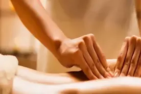 夏天开背 人活百岁。转发给家里老人，身体健康不受罪图片