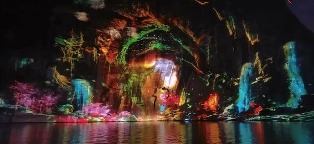 游在鹰潭｜中式美学深度游！山水、烟火、古建玩法全解锁，承包你的诗意周末