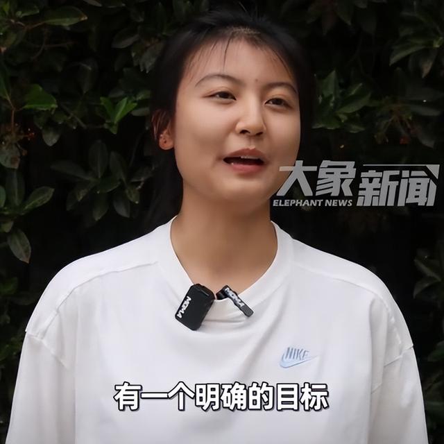 全国第一！梁诗祎被空军航空录取，透露招飞经历，有望清北双学籍