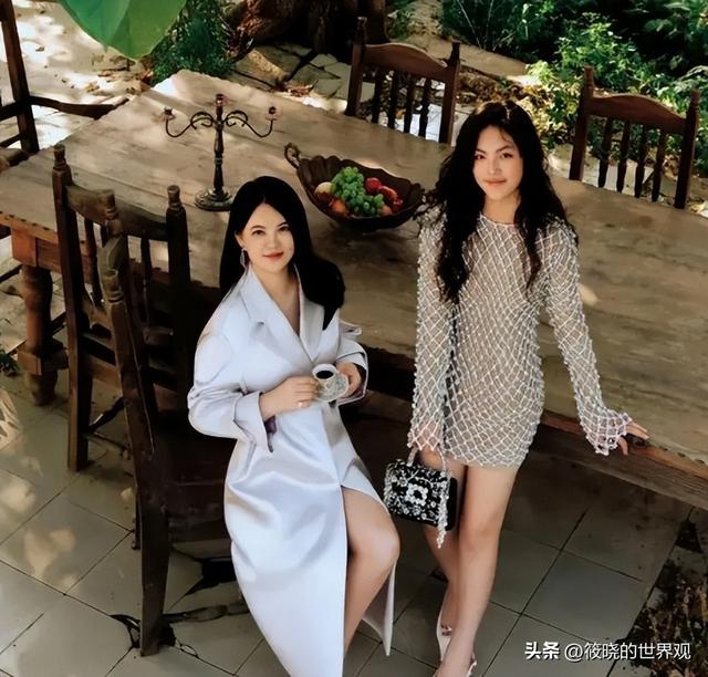 李湘也没料到，频繁进出高端场所的女儿王诗龄，已成为她最大底气