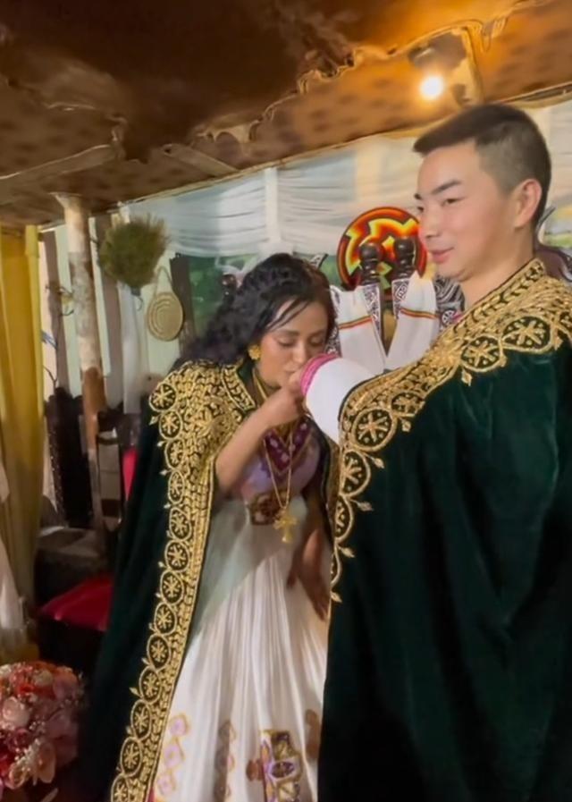 河南小伙娶非洲女模特，颜值逆天身材傲人似舒淇，彩礼只要1万元