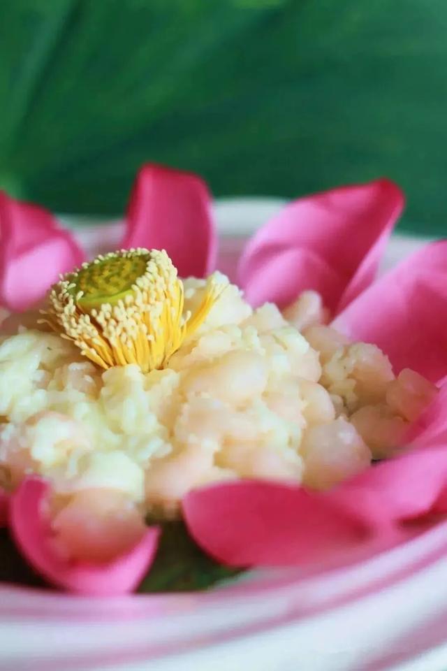 董宇辉向世界推荐，“请花几天时间去山东”！