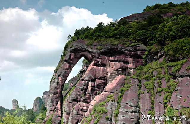 江西11个地级市的“首座”名山，你认为赣鄱群山之冠是哪一座？