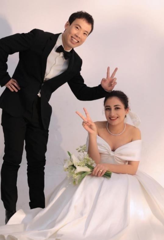 埃及女孩零彩礼嫁大7岁浙江小伙，第一次来中国：你们这里雨真大