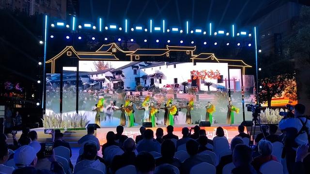 “三江两岸”微缩世界亮相南京东路！ 杭州文旅携“深秋的富春山居图”赴沪引客