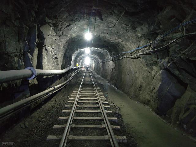 铜市大失衡：供应链断裂、AI革命与资源战争下的稀缺性狂欢