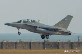 L15B高级教练机，发展轻型攻击机，到底战斗力有多强悍？图片