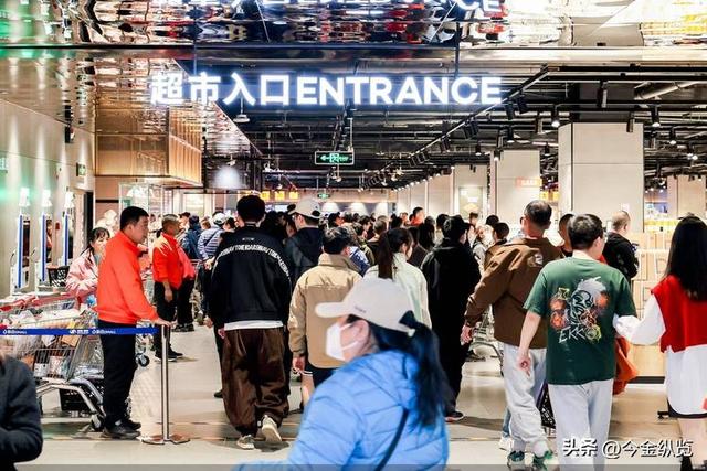 传统零售崩塌	，女性力量逆袭！这些女CEO们，正在改写商业规则！