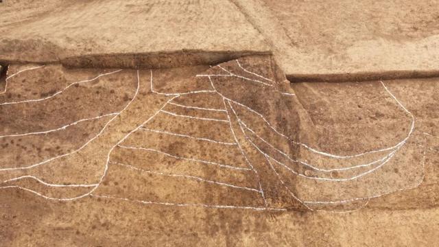 30多位专家连夜赶往现场,无锡挖出6000年古城,比杭州良渚早1000年