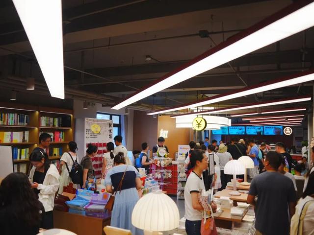新华社聚焦！新民大街“新新新”带来“火热活”，赶紧来打卡~