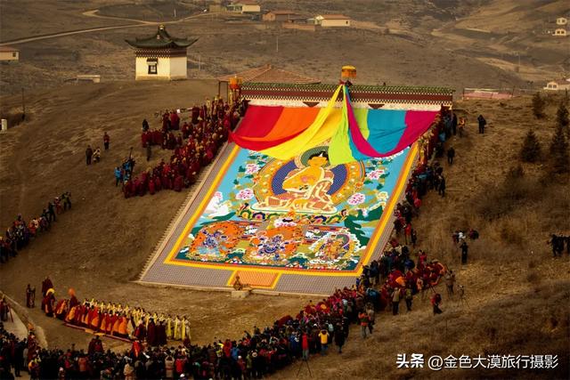 正月甘南,才是真正的信仰天堂,带你走进藏区的盛大节日--晒大佛
