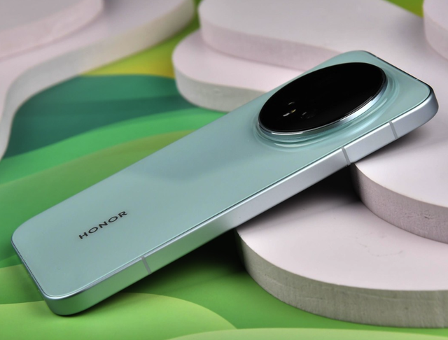 11月份荣耀手机性价比排行榜，哪款最值得入手？荣耀手机推荐指南