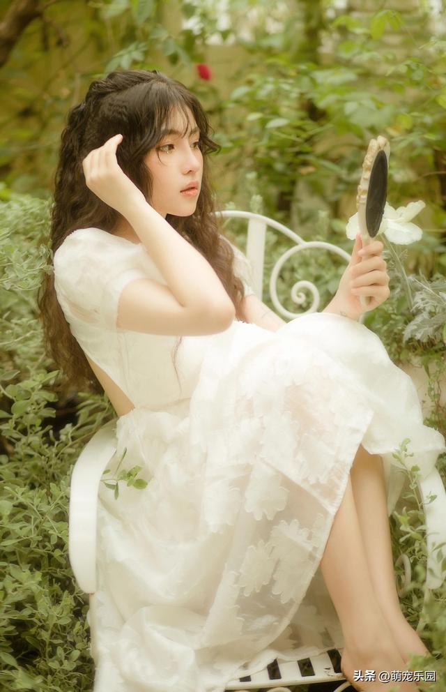 森林系少女摄影	，这种自然美学风格，让我拍出了梦幻大片