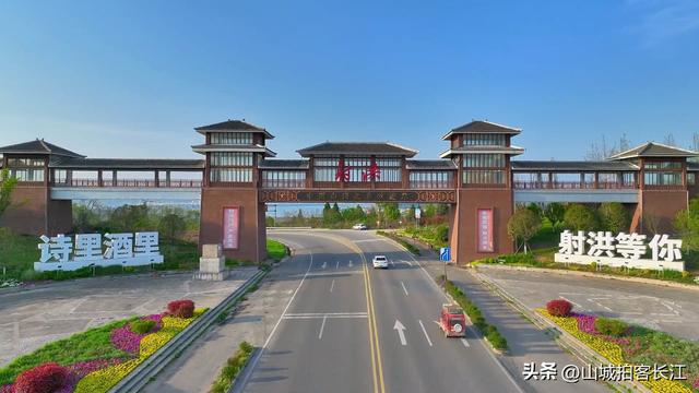 四川这座小城，实力让地级市“眼红”，但有个“短板”被网友嘲笑