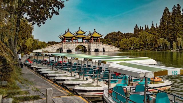 跟着男朋友到了扬州生活了一年了，说实话，我羡慕扬州的生活