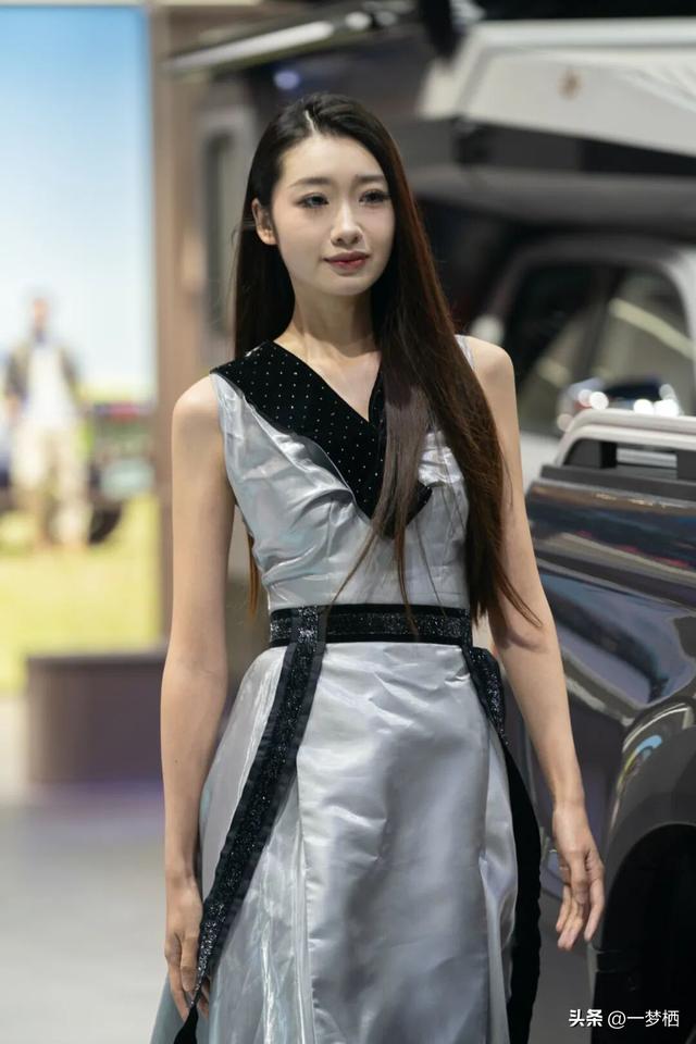2025成都车展上的模特们