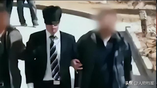 九三阅兵前夕，6名间谍落网！带1448份机密出逃，泄露尖端武器