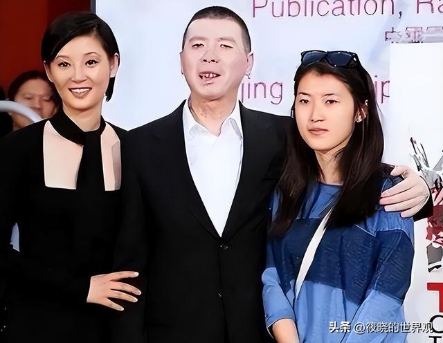 徐帆和冯小刚被爆离婚：26年无子女徐帆不再隐忍，冯小刚有苦难言