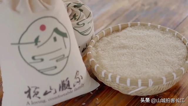 重庆綦江籍籍无名的袖珍镇,距主城很近,凭啥引来数万常住游客?