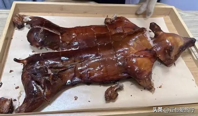 西藏林芝深度游:邂逅雪山桃花与森林的浪漫