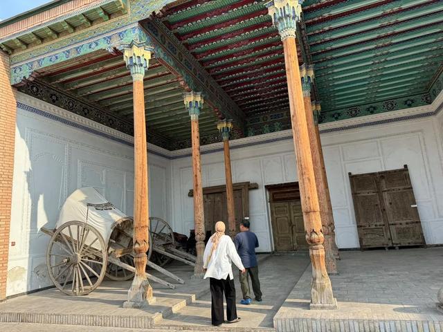 浩罕王宫与千年清真寺，中亚这座城藏着多少历史？