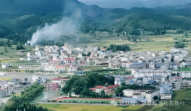 重庆最大乡镇易主，新霸主面积超过主城两区之和，4A景区美如仙境