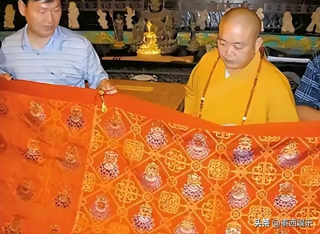 数名情人、百万豪车、十几万袈裟、上亿豪宅，释永信生活有多奢华