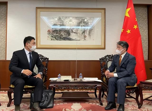 日本毫不悔改，扬言给中方10天时间，期限前“处理”薛剑总领事