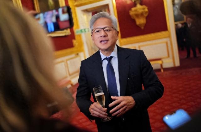 黄仁勋开始另寻出路，将主意打到中国身上	，想让北京做出一个改变