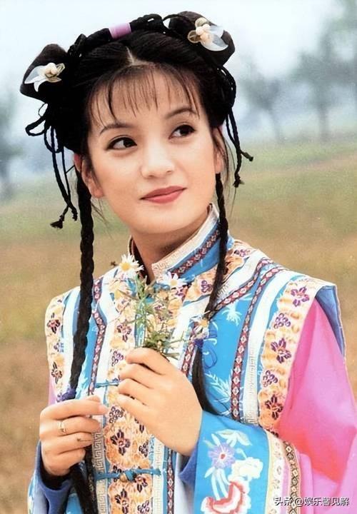 自食恶果！赵薇再传噩耗，1590万资产被冻结，15岁女儿成最后底牌