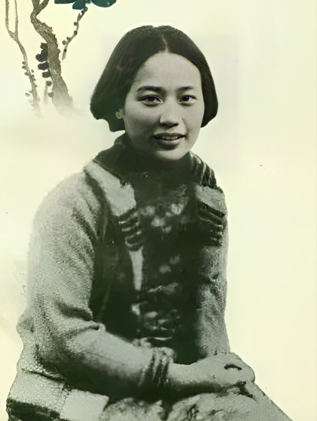 与戴笠偷情背着丈夫打胎的“杭州第一美人”，私房照曝光美人相貌