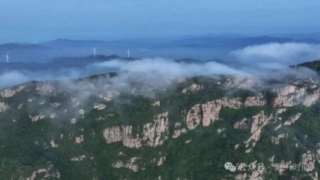 雨后汤王山出现云海美景