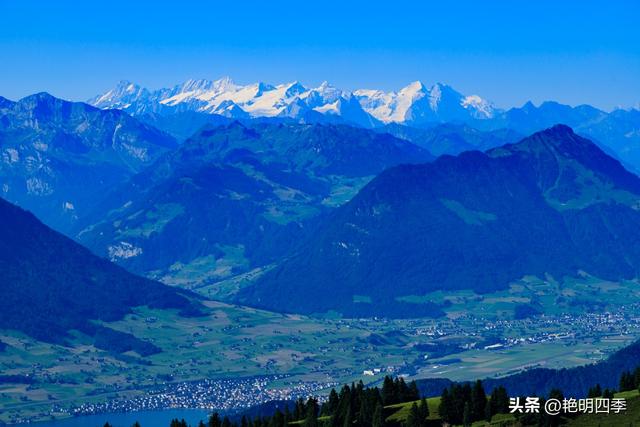 欧游杂记（5）‖ 齿轮火车几上几下瑞吉山，缆车凌空飞跃韦吉斯