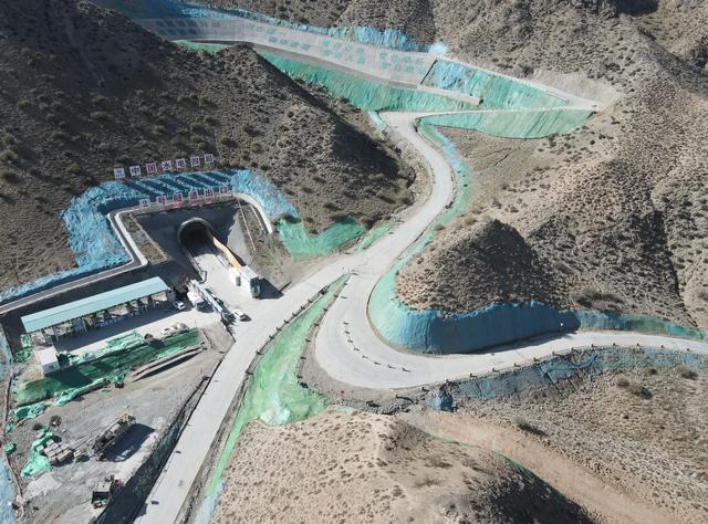 青海悄悄干大事!这8个“超级工程”将彻底改变你的生活!