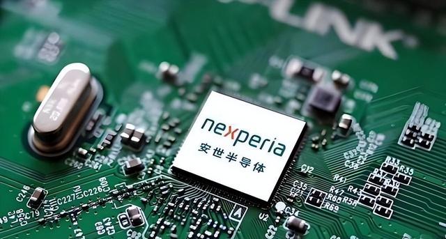 荷兰巨头断供中企晶圆，中国甩出10亿账单反杀！国家这次绝不退让