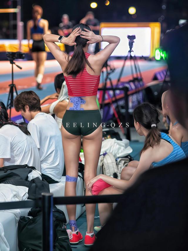 陆佳雯这腿才是该上保险的！不做超模 偏做运动员，为国争光好样的