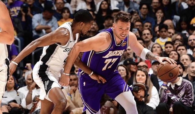 爆大冷！湖人惨败马刺，无缘杯赛四强！东契奇35+8 一战认清8现实