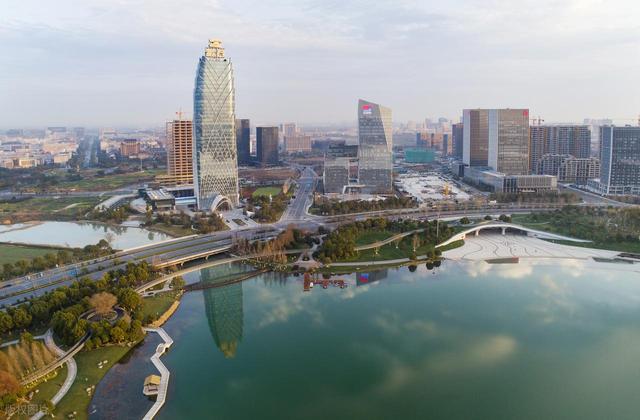 浙江很低调的地级市，面积比台州小，人口比金华少，GDP超7500亿