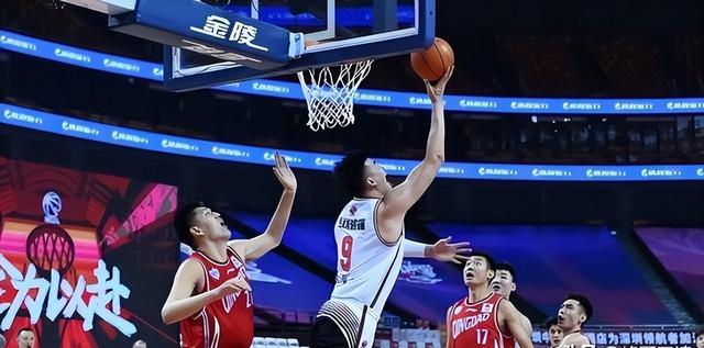 毁了王治郅，逼姚明退役，他凭一己之力让中国篮球倒退了二十年！
