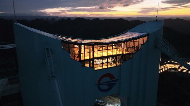 地球裂缝上的奇迹：花江峡谷大桥，横竖都是第一的工程传奇